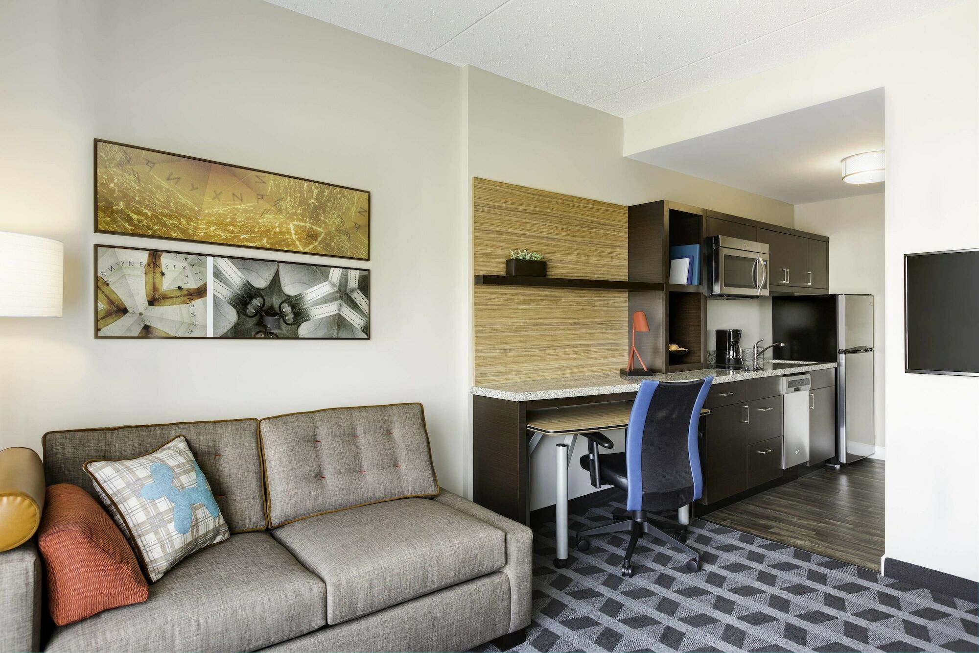 Hotel Towneplace Kansas At Briarcliff 3*